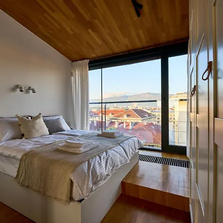 *new* View Loft 2 Bdrm Sofia
